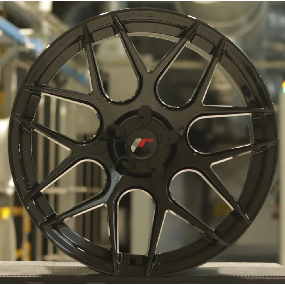 JR Wheels JR18 20x11 Gloss Black