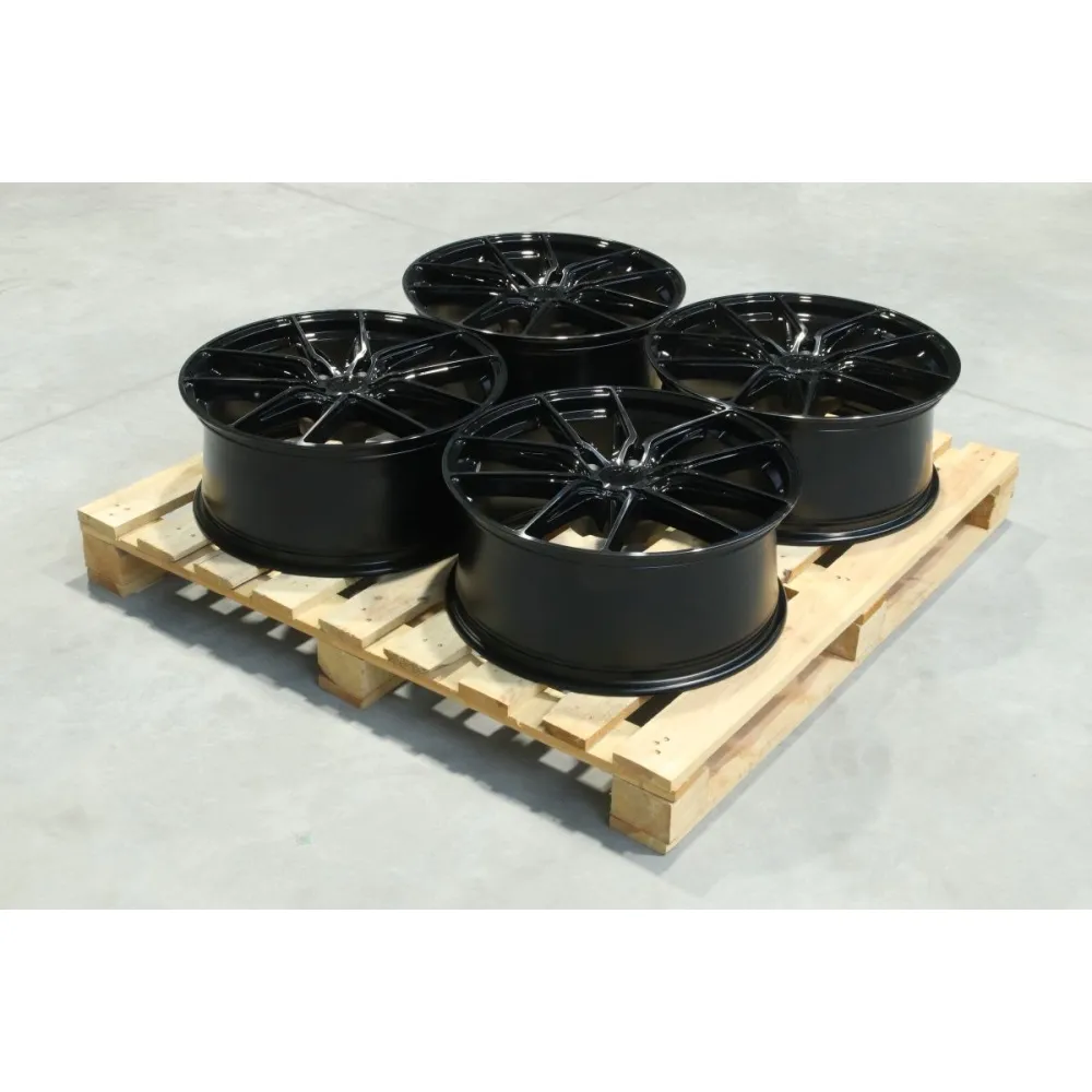 Set of JR44 20x8,5 ET20 5x115 Black Machined w/Tinted Face