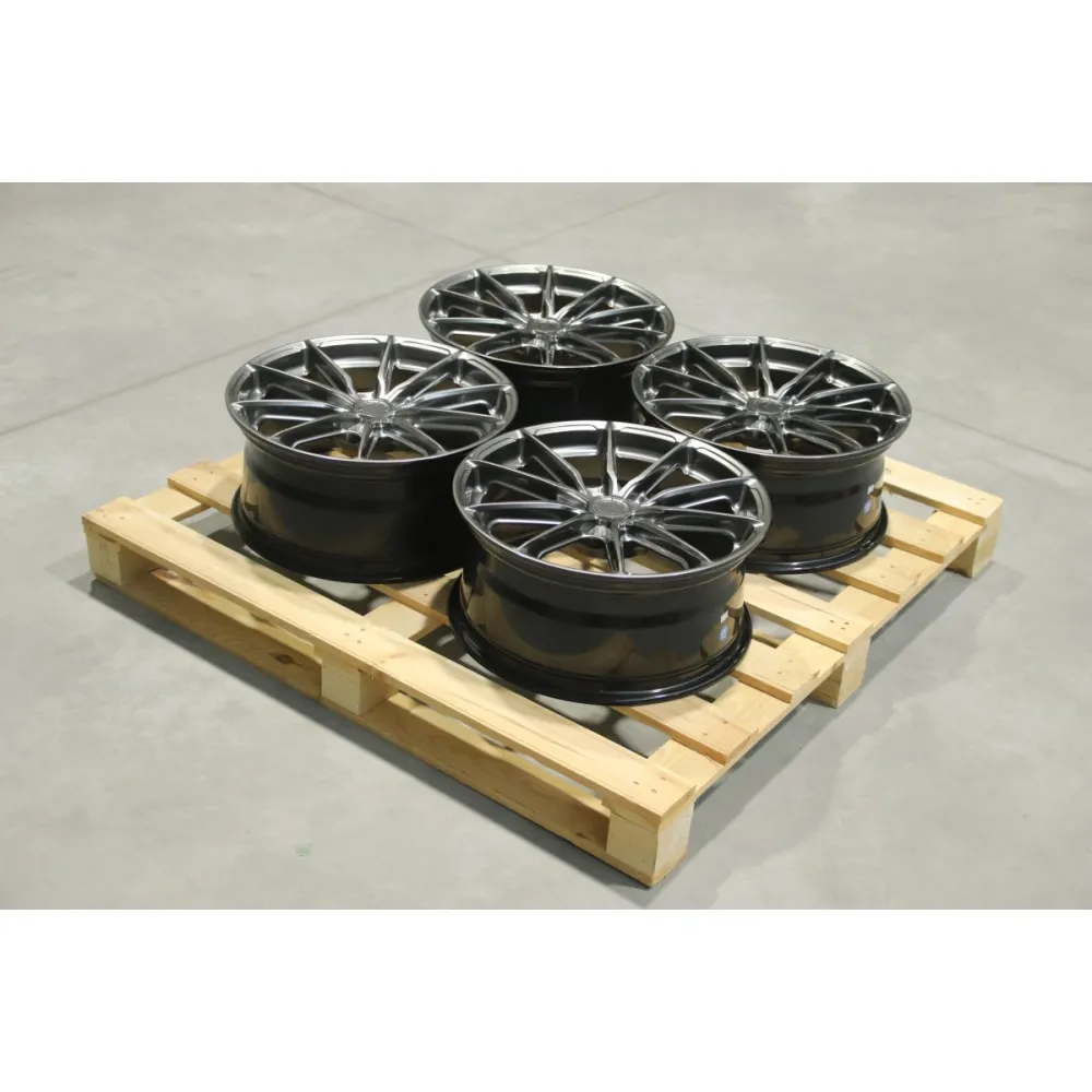 Set of JR37 18x8 ET40 5x100 Hyper Black