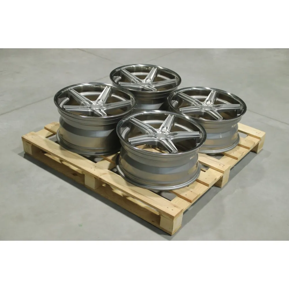 Set of CVR9 19x8,5 ET30 + 19x9,5 ET33 5x112 Brushed Titanium