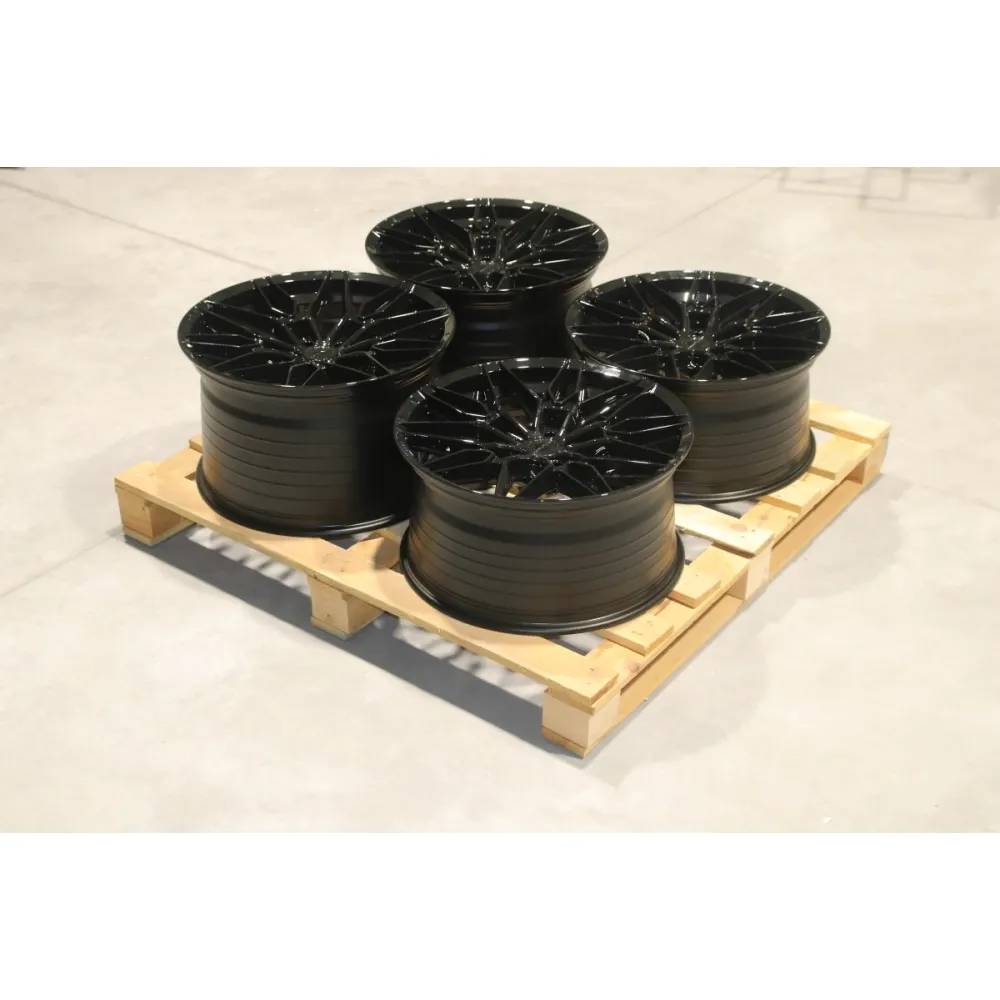 Set of CVR6 20x10 ET37 + 20x12 ET30 5x114,3 Gloss Black