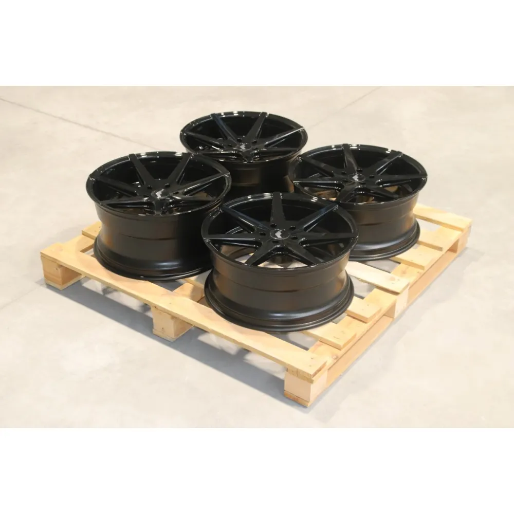 Set of JR20 19x8,5 ET25 + 19x9,5 ET35 5x114,3 Gloss Black