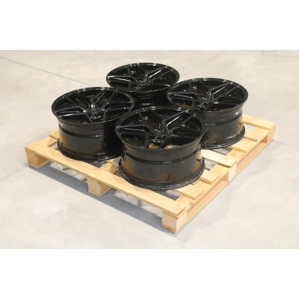 Set of CVR2 19x9,5 ET45 5x114,3 Platinum Black